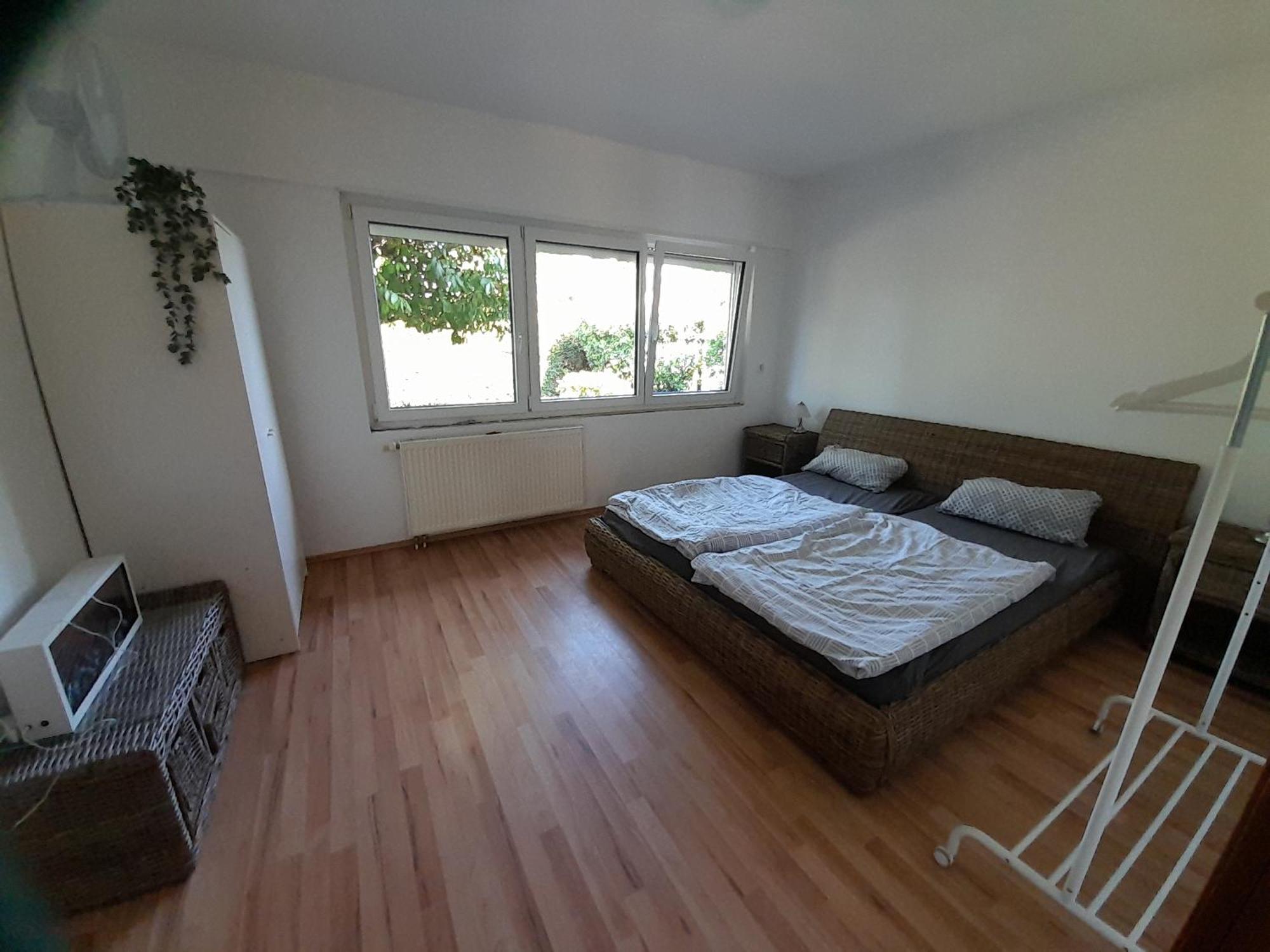 Appartement Goldstueck Im Gruenen à Bad Schönborn Extérieur photo